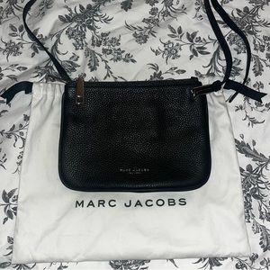 Marc Jacobs Groove Leather Crossbody Bag
